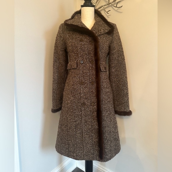 Andrew Marc Jackets & Blazers - Andrew Marc Brown Virgin Wool Tweed Coat-Size 4